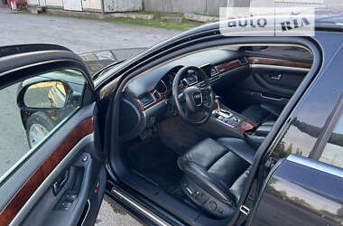 Седан Audi A8 2008 в Кельменцах
