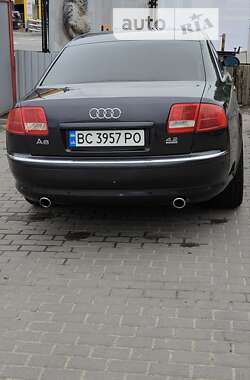 Седан Audi A8 2003 в Ровно