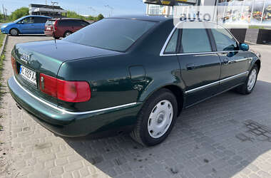 Седан Audi A8 2001 в Ковеле