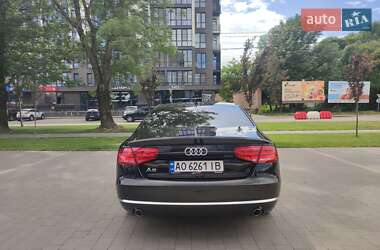 Седан Audi A8 2013 в Ужгороде