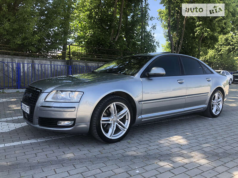 Седан Audi A8 2009 в Копичинці