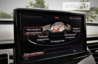 Седан Audi A8 2012 в Кременчуці