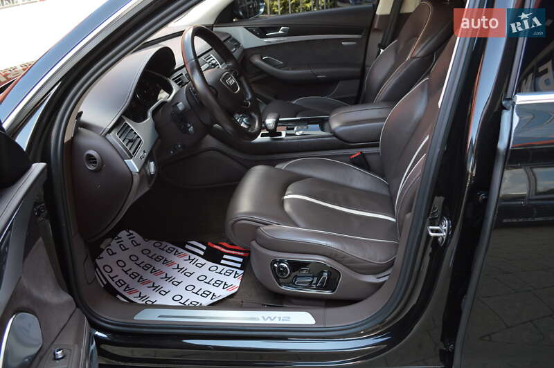 Седан Audi A8 2012 в Львове
