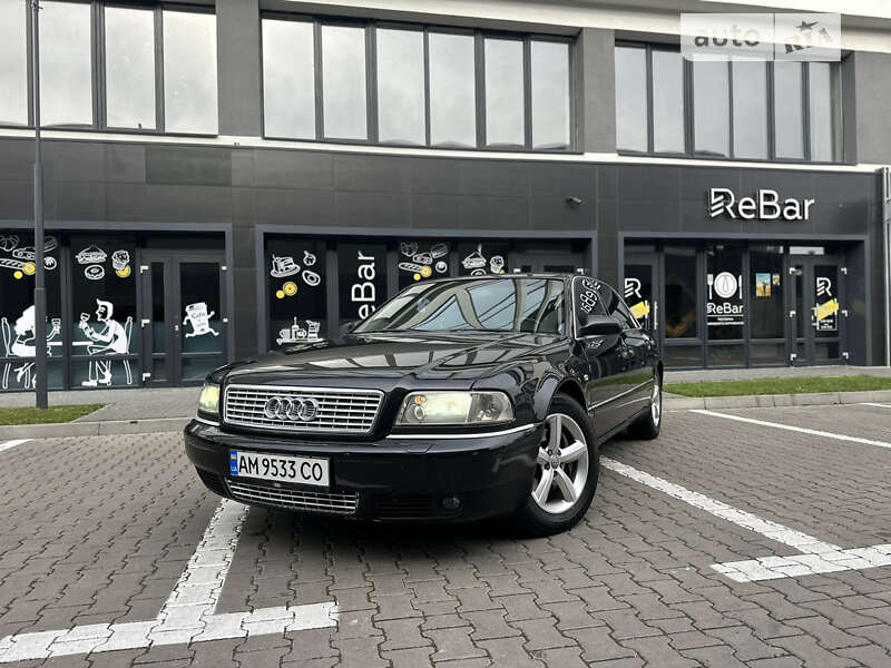 Седан Audi A8 2000 в Ивано-Франковске