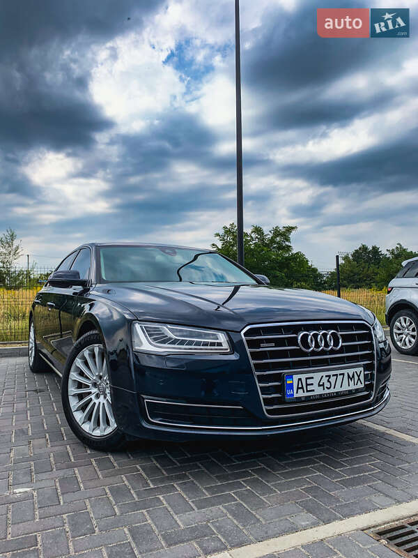 Audi A8 2014