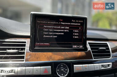 Седан Audi A8 2015 в 
