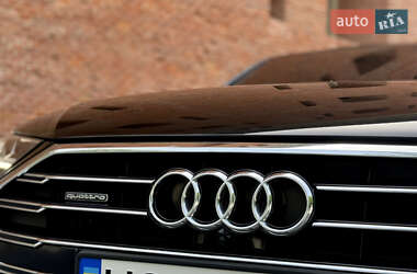 Седан Audi A8 2020 в Львові