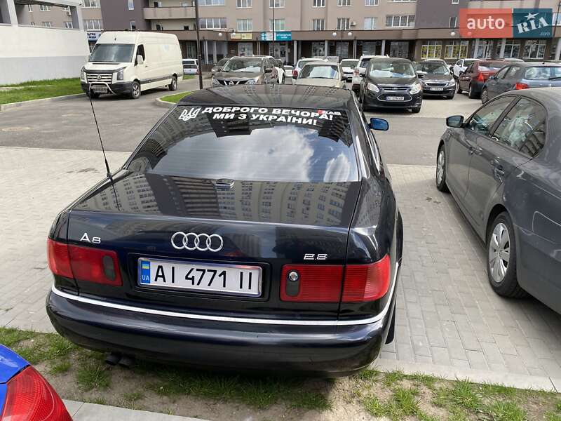 Седан Audi A8 2001 в Броварах