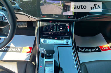 Седан Audi A8 2021 в Вінниці