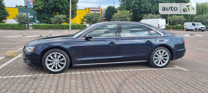 Седан Audi A8 2014 в Житомире