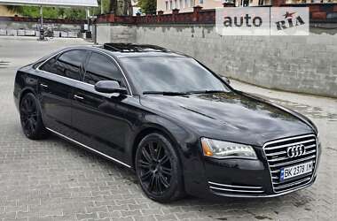 Седан Audi A8 2012 в Ровно