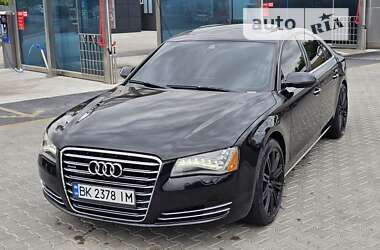 Седан Audi A8 2012 в Ровно