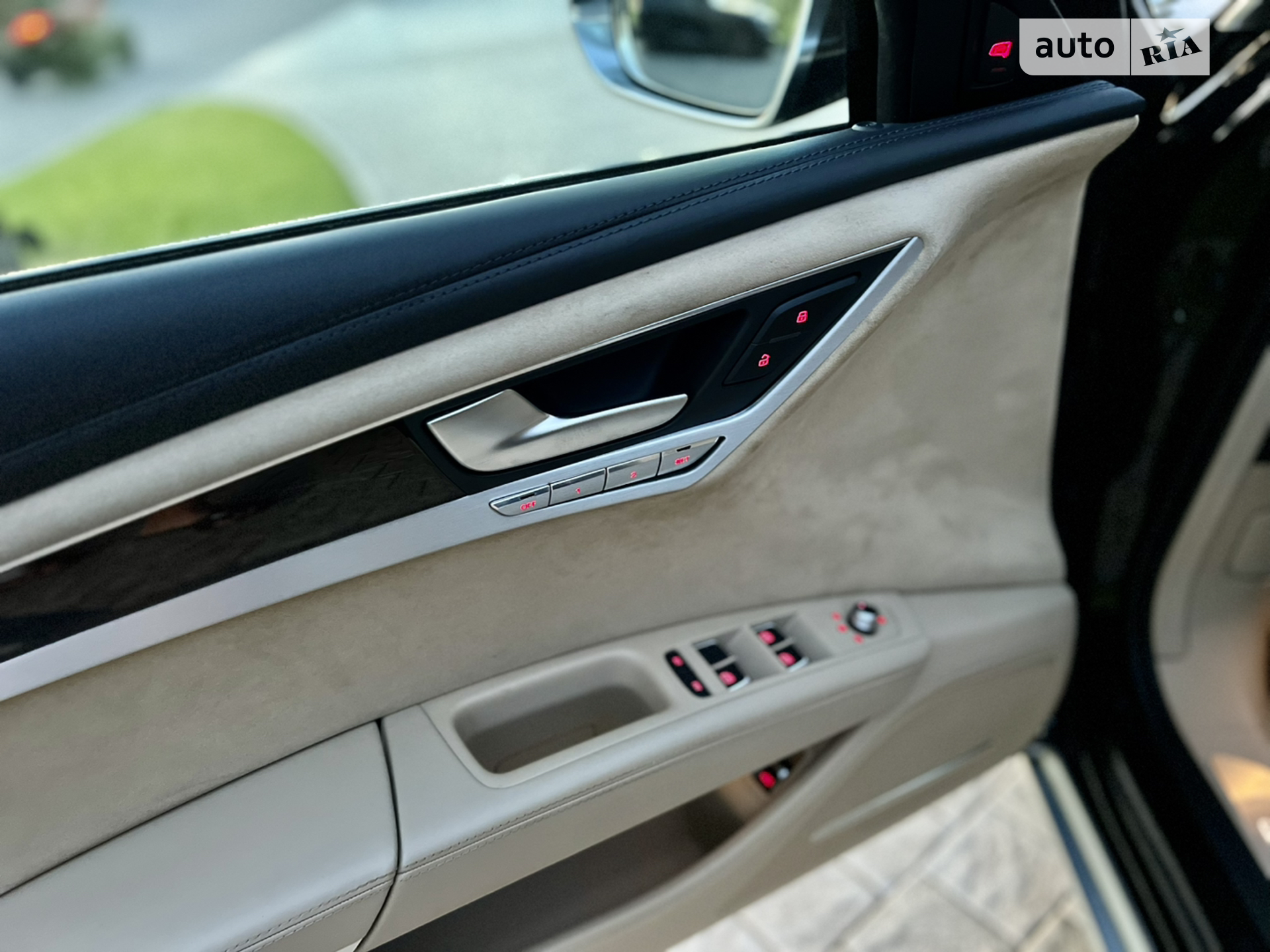 2015 Audi A8 - мініатюра 30