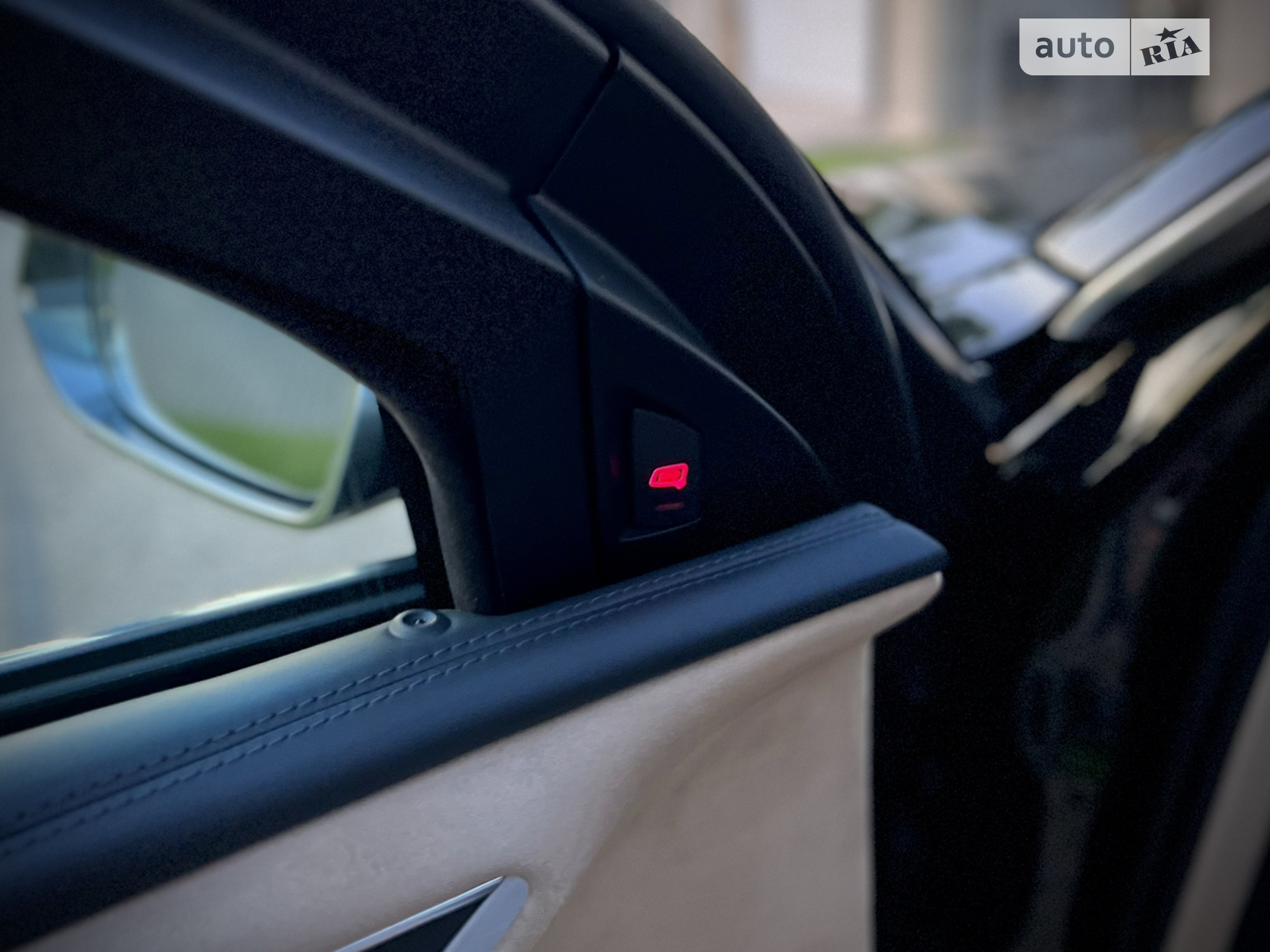 2015 Audi A8 - мініатюра 31