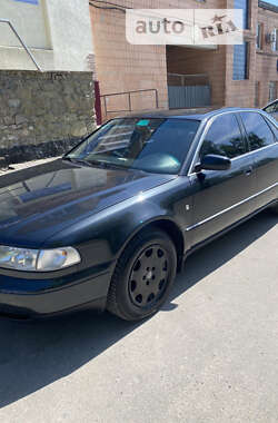 Седан Audi A8 1998 в Белой Церкви