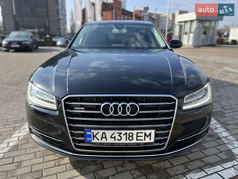 Седан Audi A8 2014 в Києві