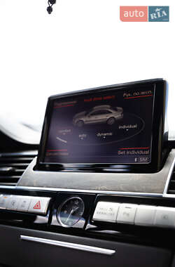 Седан Audi A8 2015 в 