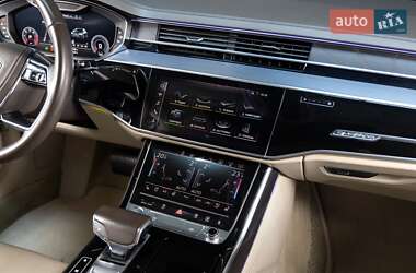 Седан Audi A8 2018 в 