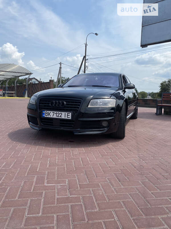Audi A8 2004