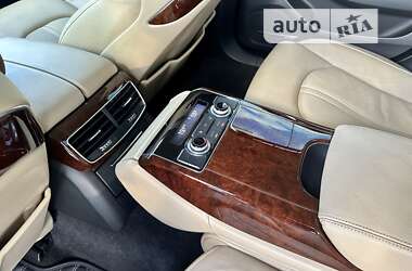 Седан Audi A8 2012 в Києві