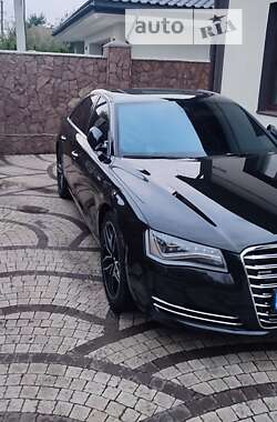 Седан Audi A8 2012 в Івано-Франківську