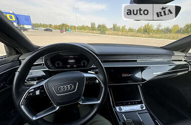 Седан Audi A8 2020 в Дніпрі