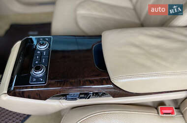 Седан Audi A8 2013 в Одесі