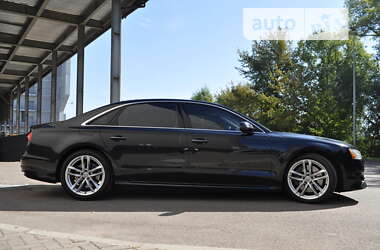 Седан Audi A8 2017 в Киеве