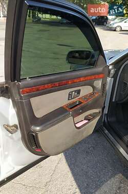 Седан Audi A8 1999 в 