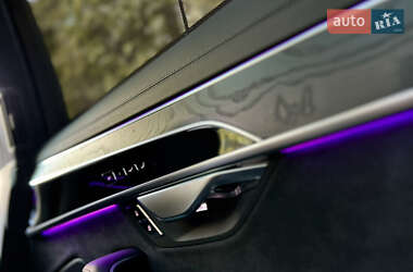 Седан Audi A8 2020 в 