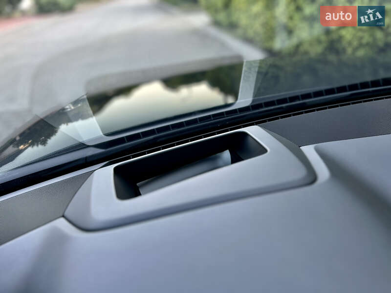 Седан Audi A8 2020 в Одессе