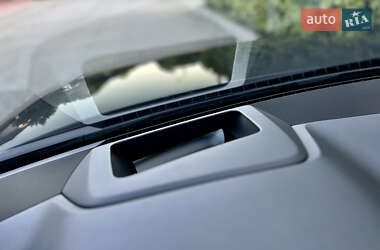 Седан Audi A8 2020 в 