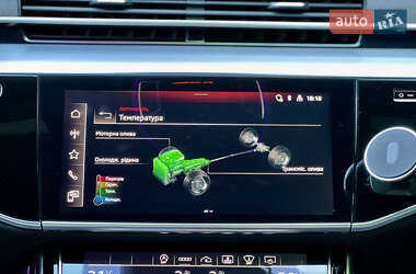 Седан Audi A8 2020 в 