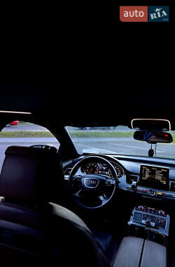 Седан Audi A8 2013 в 