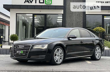 Седан Audi A8 2012 в Ужгороде