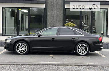 Седан Audi A8 2012 в Ужгороде