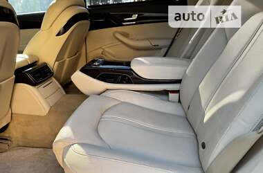 Седан Audi A8 2012 в Нетішині