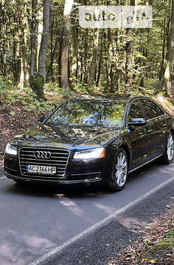 Седан Audi A8 2014 в Луцьку