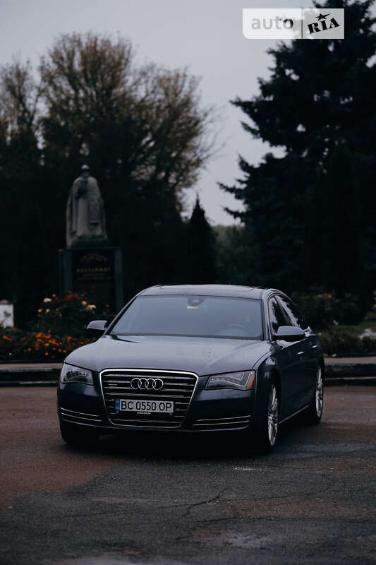 Седан Audi A8 2014 в Киеве