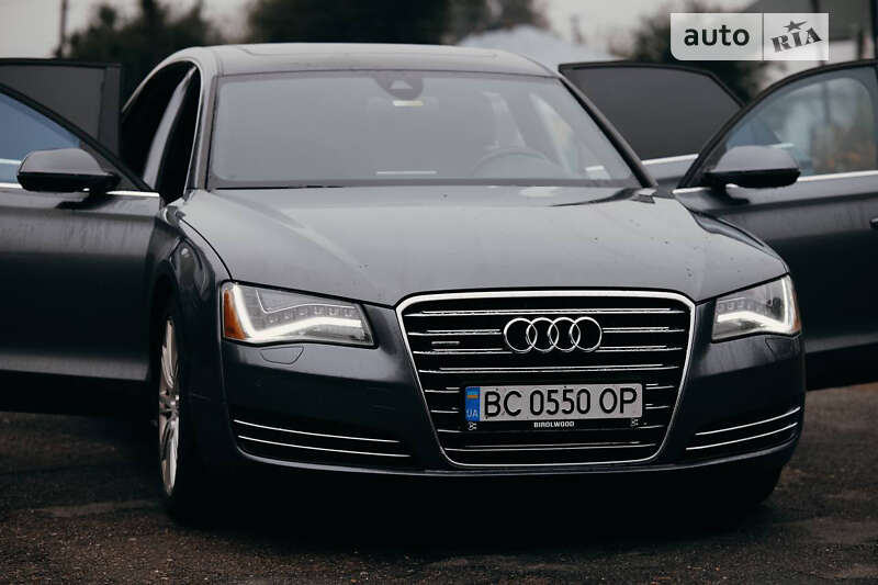 Седан Audi A8 2014 в Киеве