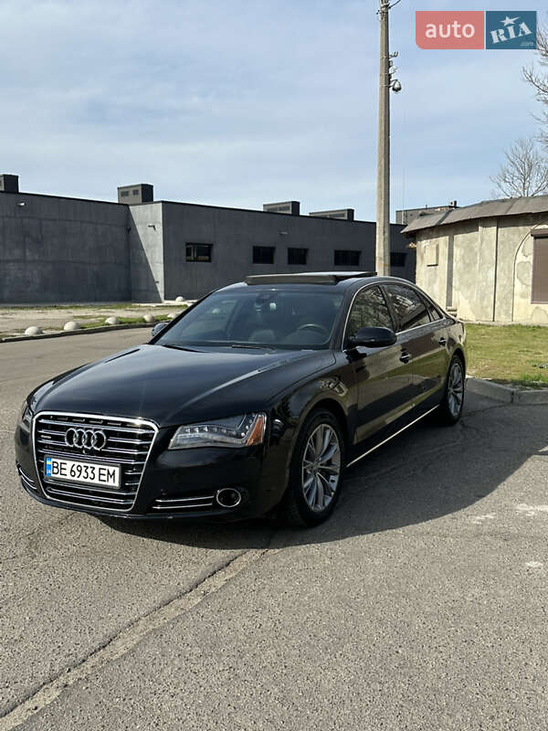 Седан Audi A8 2013 в Миколаєві