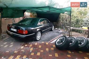 Седан Audi A8 2000 в Одесі