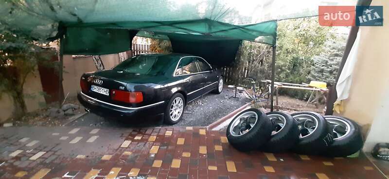 Седан Audi A8 2000 в Одесі