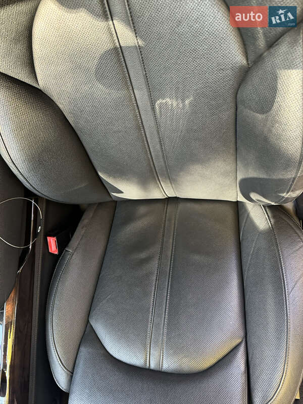 Седан Audi A8 2015 в Киеве фото 8 Седан Audi A8 2015 в Киеве