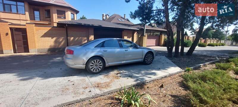 Седан Audi A8 2003 в Дніпрі