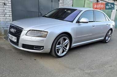 Седан Audi A8 2008 в 