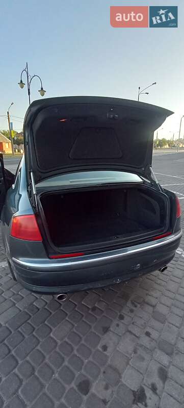 Седан Audi A8 2004 в Харкові