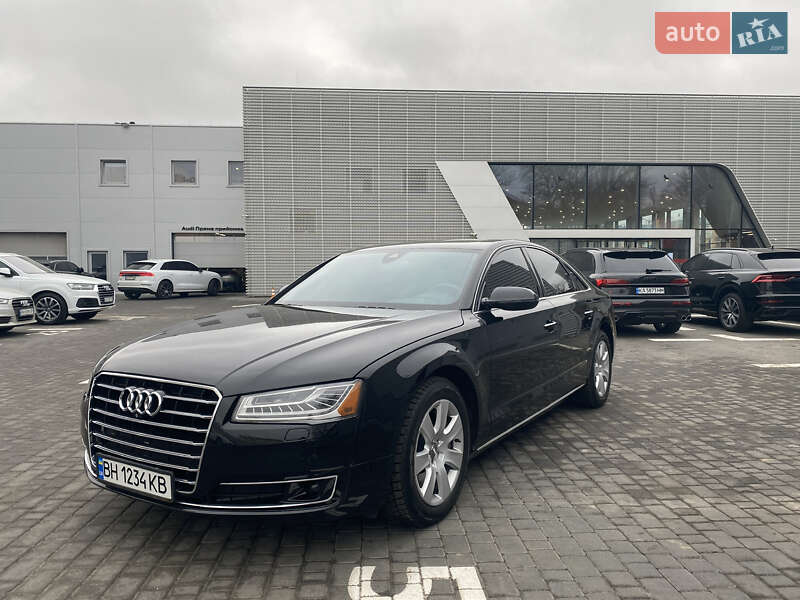 Седан Audi A8 2014 в Вінниці