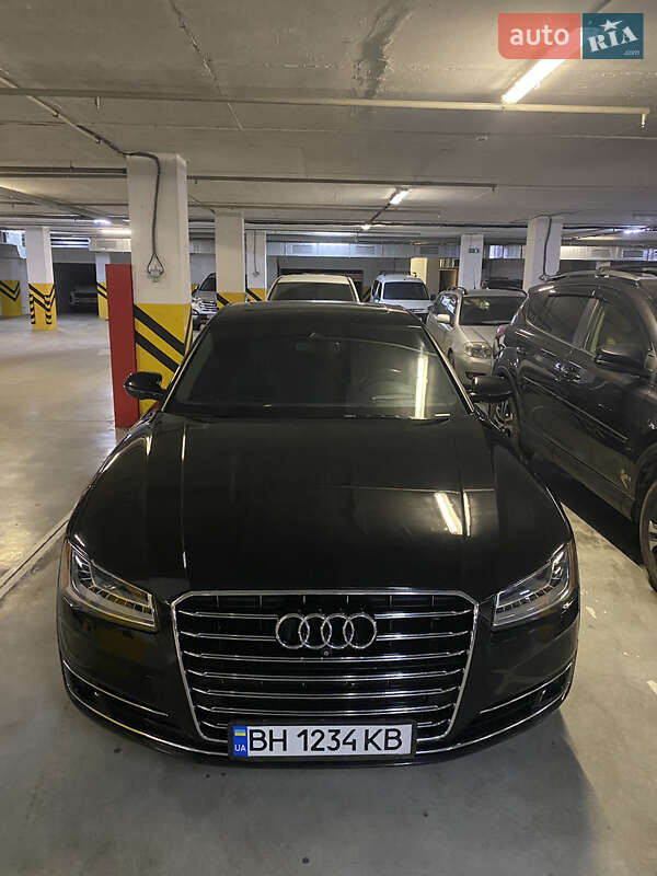 Седан Audi A8 2014 в Вінниці
