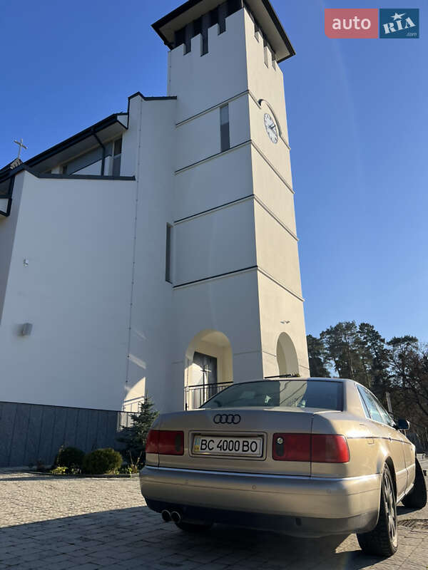 Седан Audi A8 1998 в Львове
